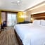 Holiday Inn Express & Suites Petoskey by IHG