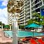 DoubleTree By Hilton Grand Hotel Biscayne Bay