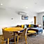 QUALITY HOTEL LAKESIDE
