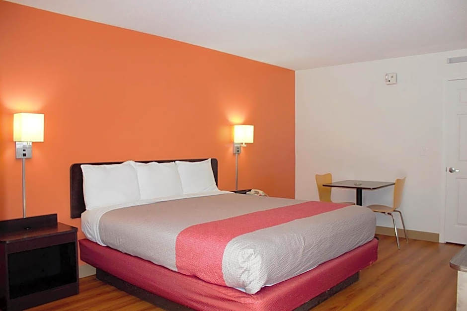 Motel 6-Cleveland, TN