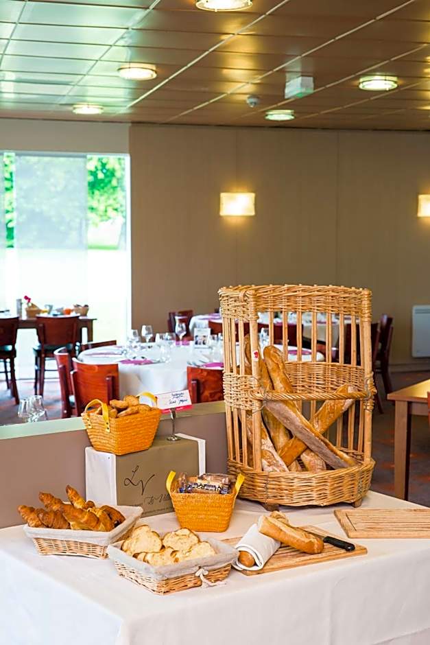 Brit Hotel Rennes St Grégoire  Le Villeneuve