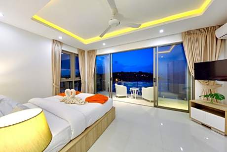 3 Bedroom Villa - 1 King, 1 Queen, 2 Twin Beds