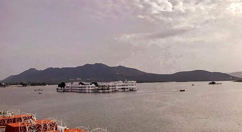 Jagat Niwas Palace Hotel