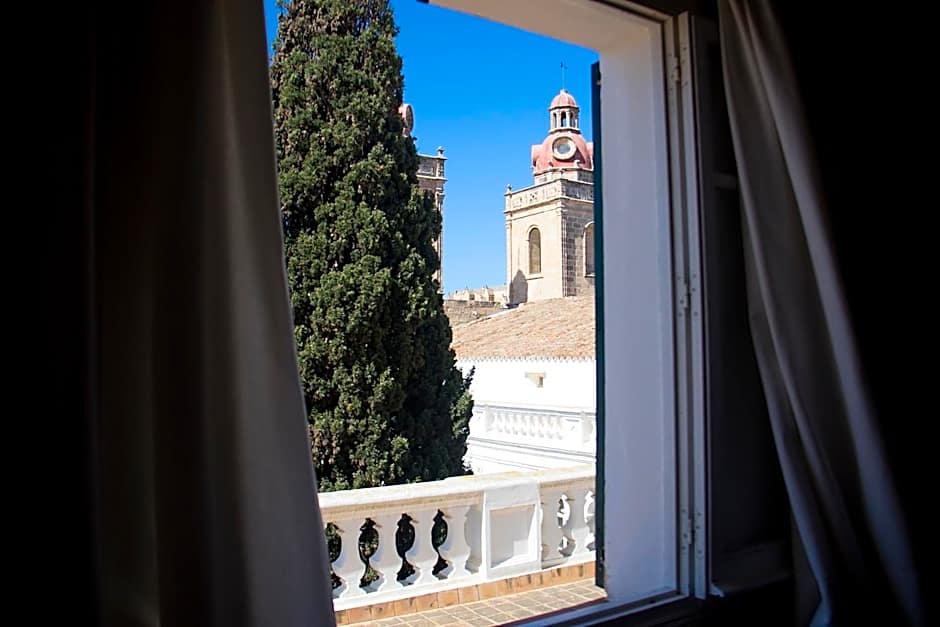 Grupoandria El Claustre de Ciutadella - HOSPEDERIA