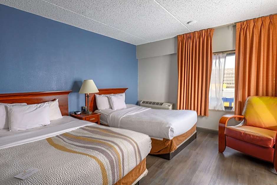 La Quinta Inn & Suites by Wyndham New Haven