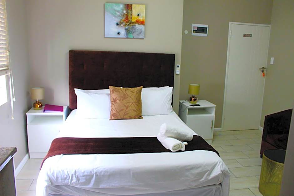 103onWallace Self Catering Guest House
