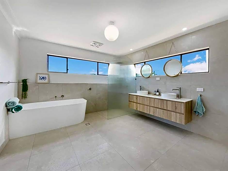 Bribie Beach House with Pool - Walk to Surf & Shops