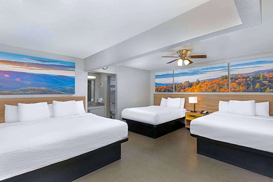 Days Inn by Wyndham Holladay