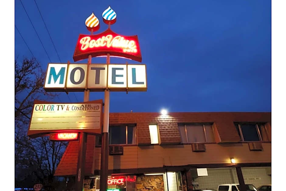 Best Value Inn by OYO Portland OR South East