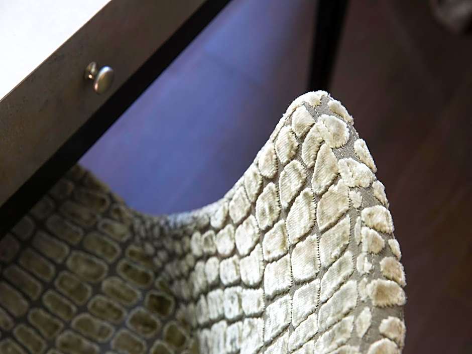 Hotel Jacques De Molay