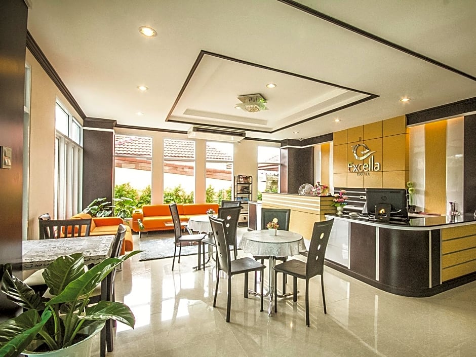 Excella Hotel