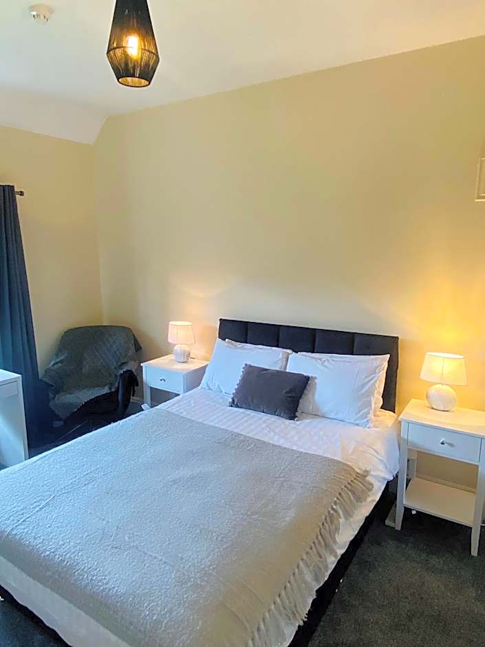 Mirfield Monastery B&B