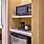 La Quinta Inn & Suites by Wyndham Niagara Falls