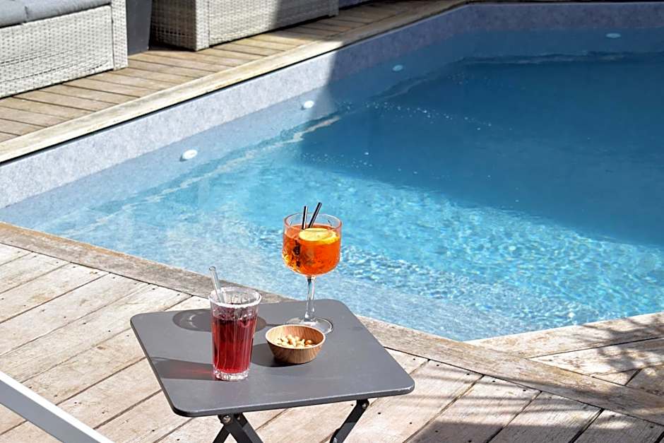 Le Trophée By M Hôtel Spa