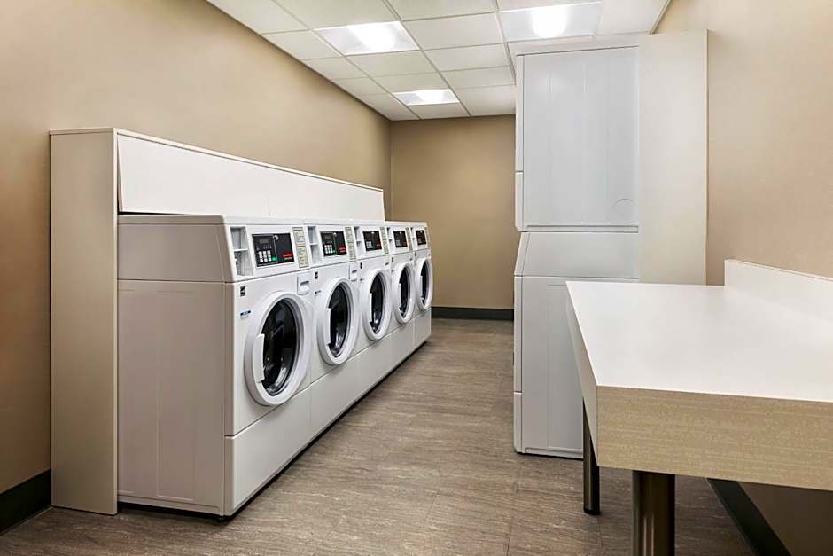 Residence Inn by Marriott Long Island Garden City
