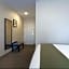 Holiday Inn Express Hotel & Suites Grants Milan By IHG