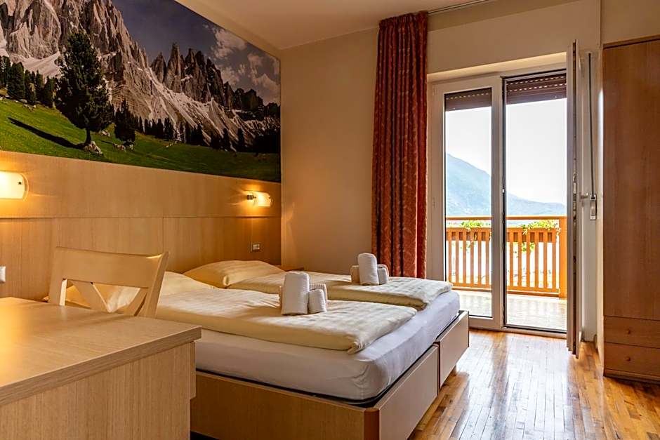 Hotel Lory - Molveno - Dolomiti