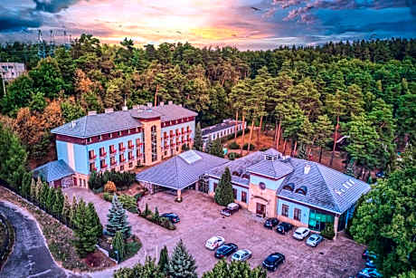 4 Pory Roku Resort Sauna & Spa