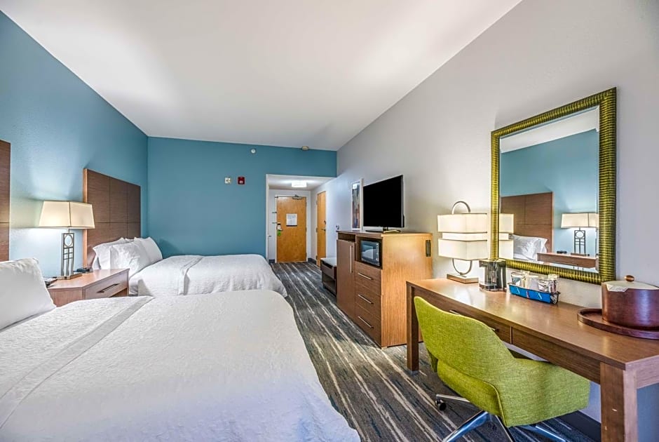 Hampton Inn By Hilton Oakland-Hayward