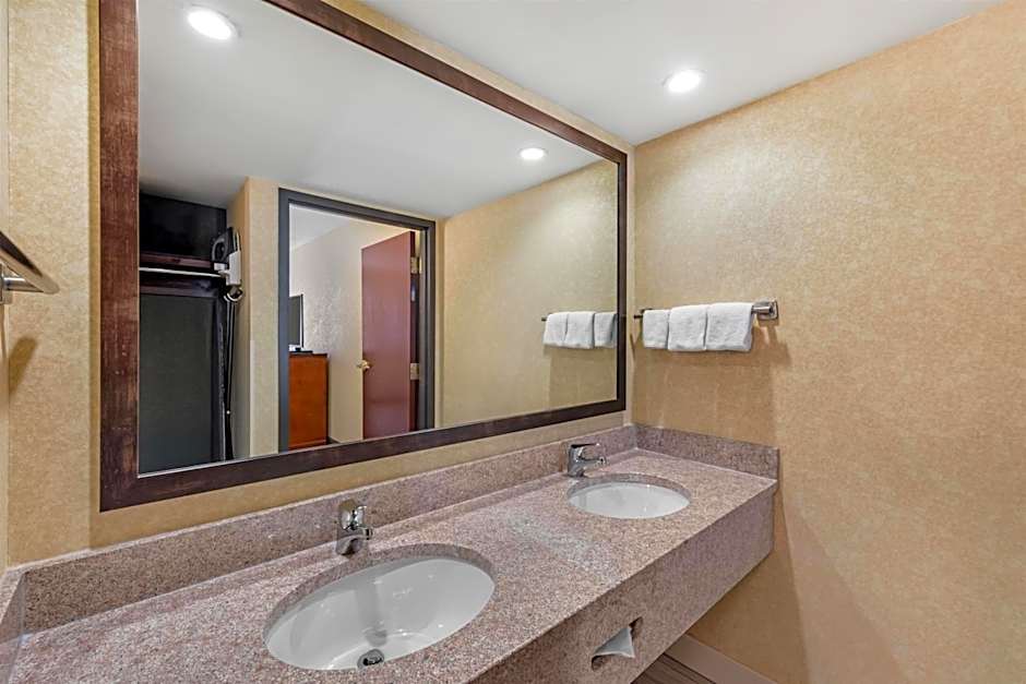 Drury Inn & Suites Birmingham Grandview