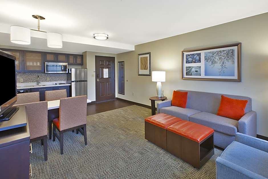 Staybridge Suites Cleveland Mayfield Heights Beachwood By IHG