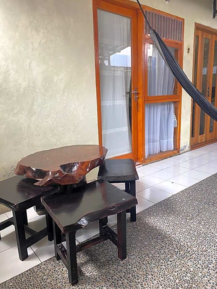 Sadewa homestay batukaras