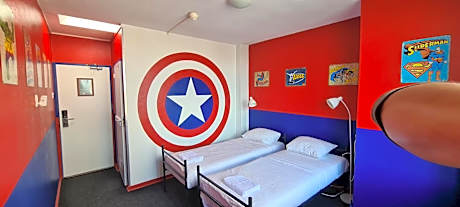 Twin Room with Private Bathroom