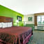 Days Inn & Suites by Wyndham Wichita