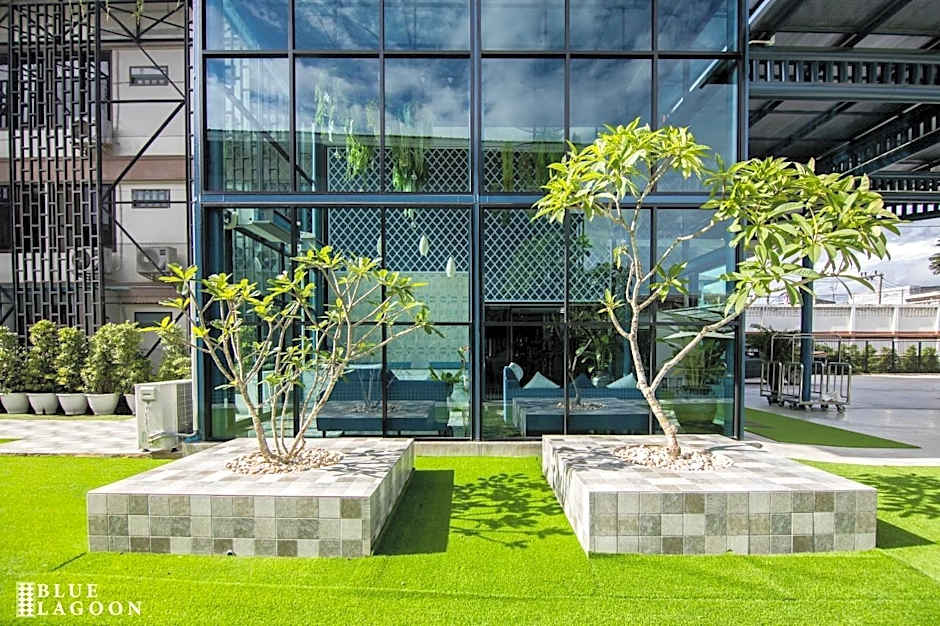 Blue Lagoon Hotel BY diamond