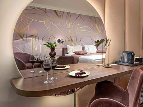 Premium Gold Double Room