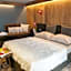 Alexander Charme Hotel