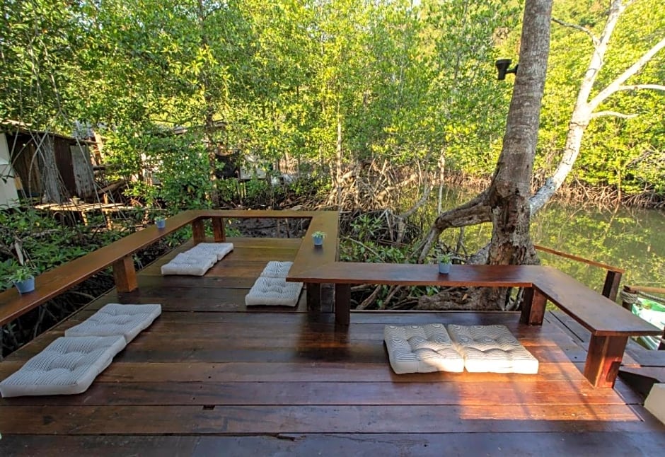 Escape Life Koh Kood