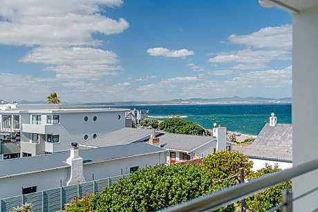 One Marine Drive Boutique Hotel & Spa by The Living Journey Collection