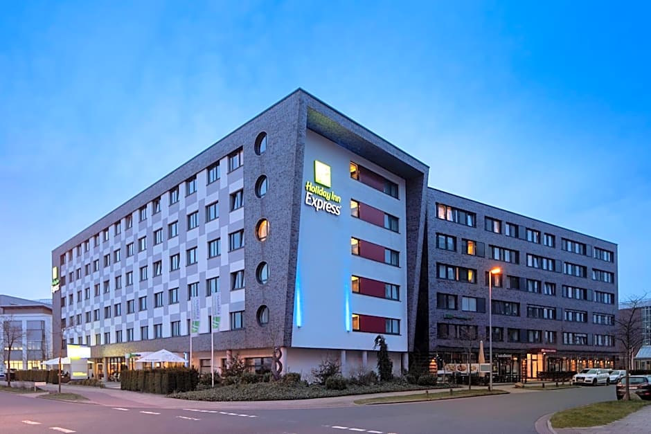 Holiday Inn Express Bremen Airport By IHG
