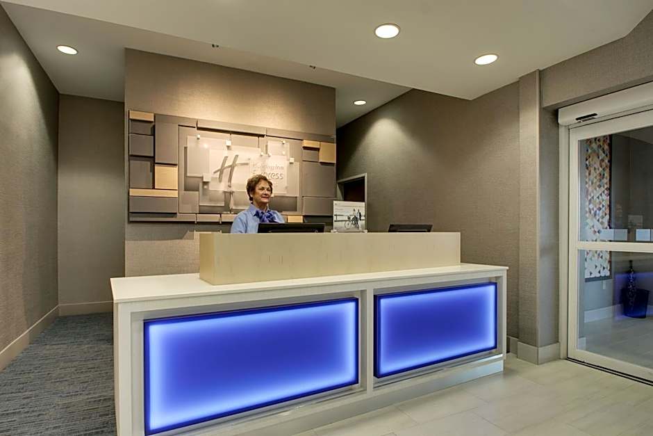 Holiday Inn Express Vernon College Area Highway 287 By IHG