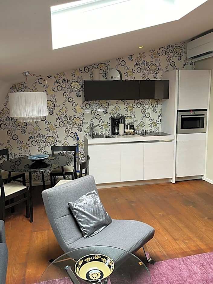 DA Hotel Apartments