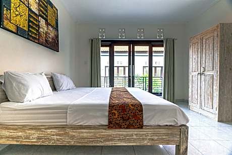 Azalea Homestay & Villa