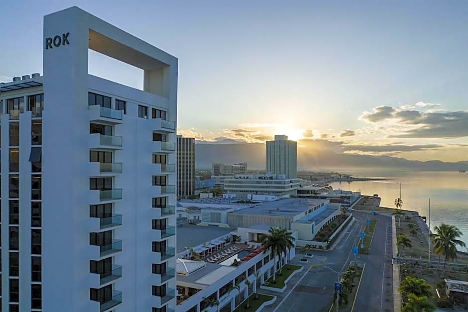 Rok Hotel Kingston Tapestry Collection By Hilton