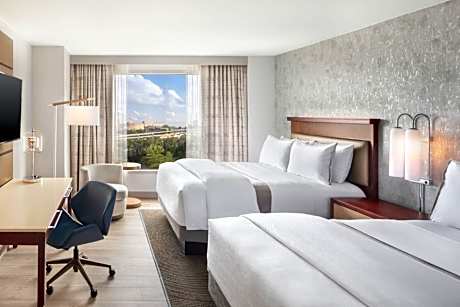 Deluxe Queen Room with Two Queen Beds