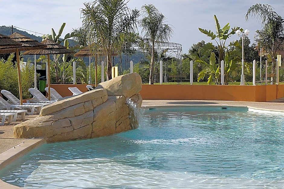 Appart Hotel Lou Castelet