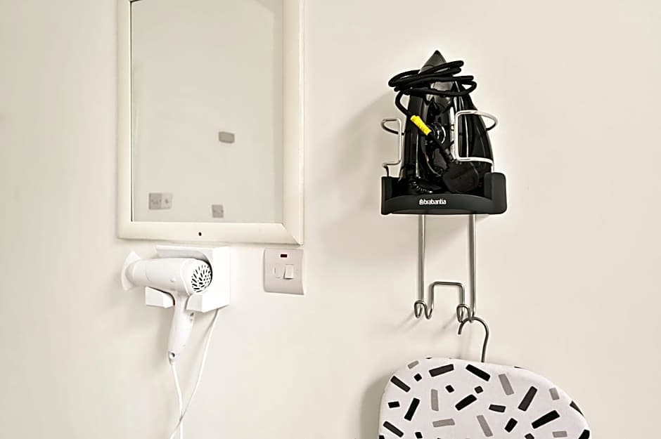City London Hotel