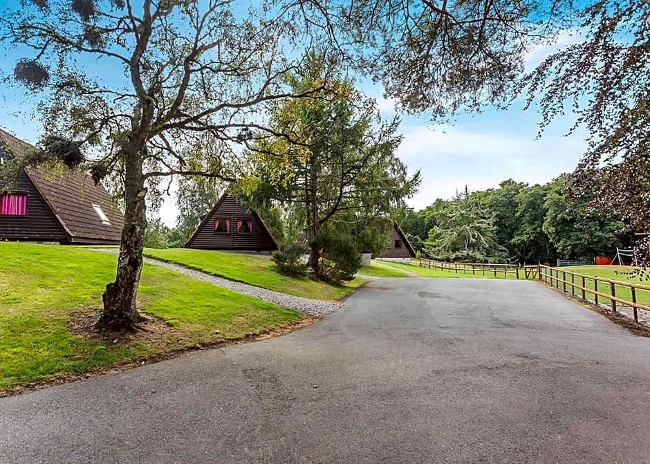 Delny Highland Lodges