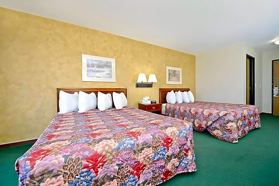 Days Inn by Wyndham Ozark Springfield