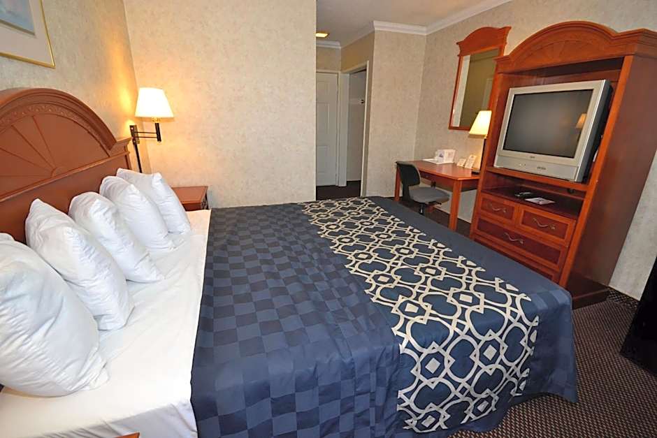 Days Inn by Wyndham Los Angeles LAX/VeniceBch/Marina DelRay