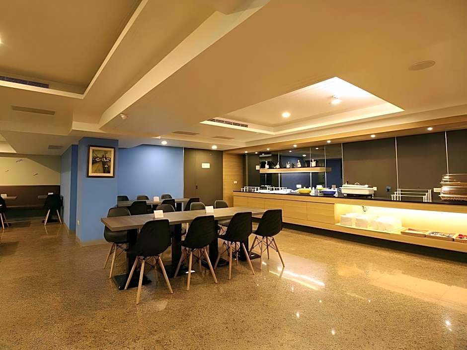 Blue Coast Hotel