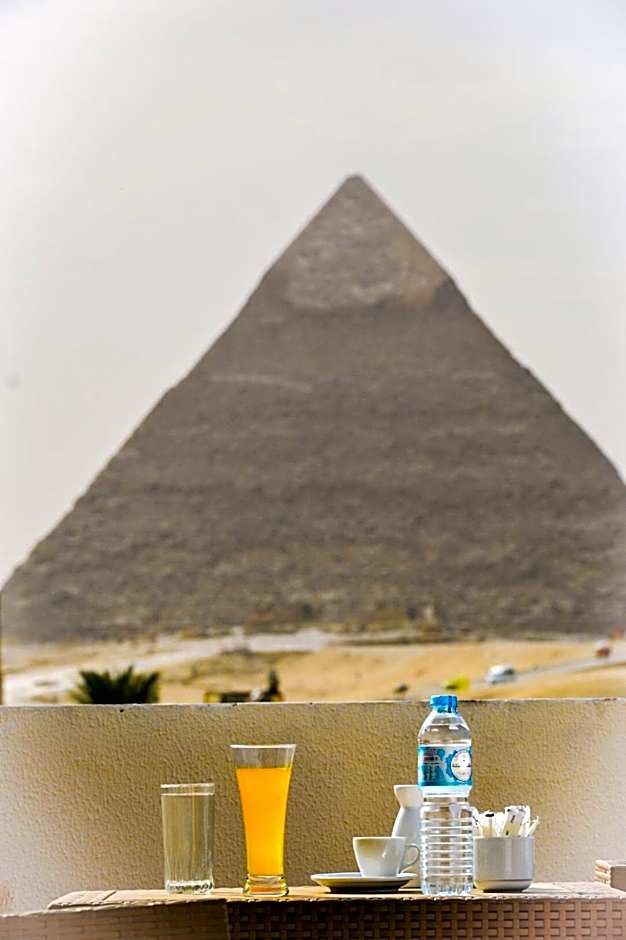 Pyramids Top Inn