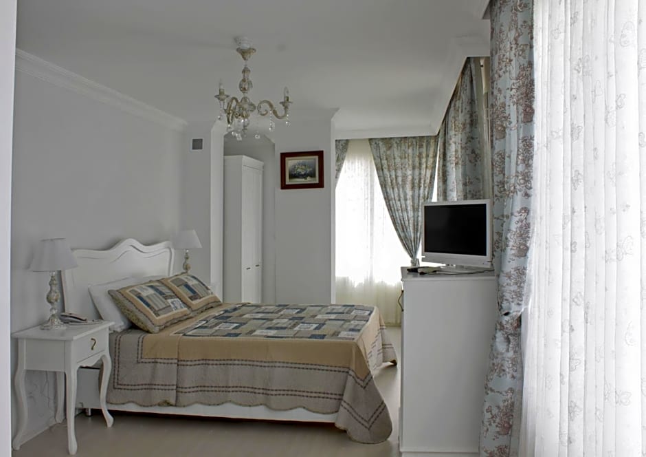 Lara Ilica Hotel