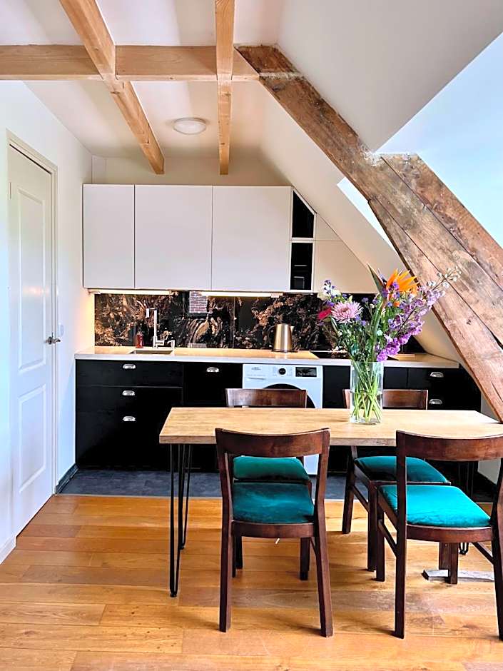 The Grutto, private apartment 25 min from city center