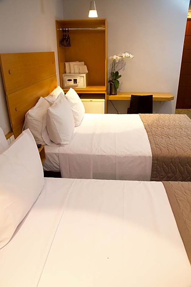 Regency Copacabana Hotel