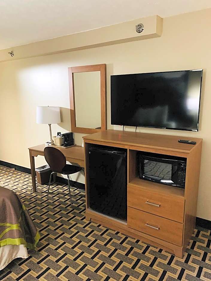 Super 8 by Wyndham O Neill NE